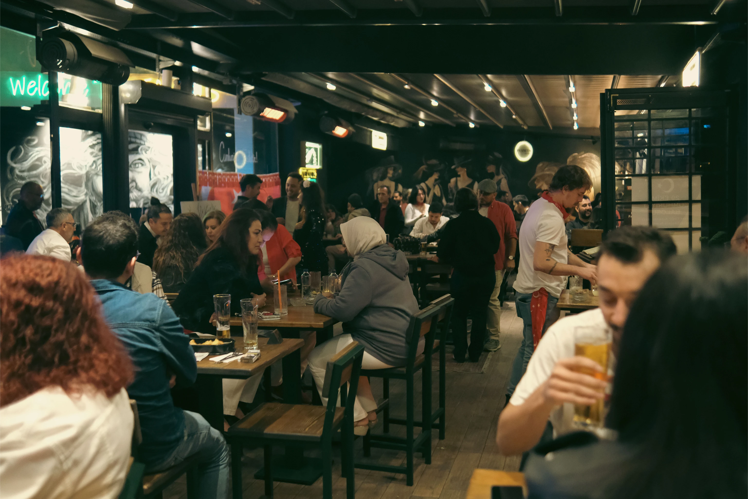 Peanuts galeri fotografi 14